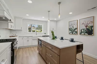 1005 Summit Drive, Greenville, SC 29609 - Photo 7