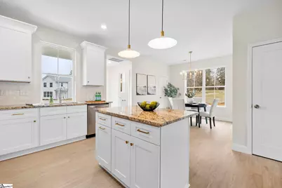 1650 Clement Road, Taylors, SC 29687 - Photo 9