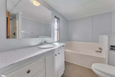 3079 Lakeview Drive, Laurens, SC 29360 - Photo 15