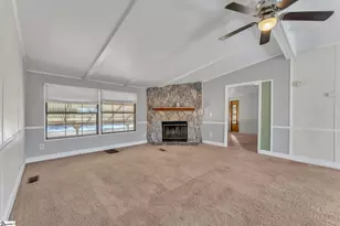 3079 Lakeview Dr, Laurens, SC 29360 - Photo 5