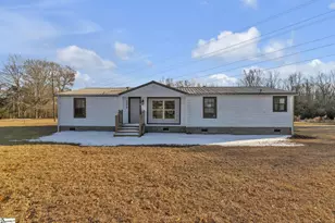 3079 Lakeview Dr, Laurens, SC 29360 - Photo 1