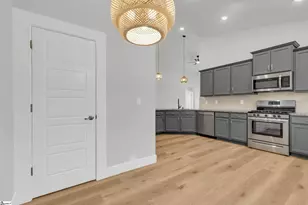 624 Lombard Dr, Boiling Springs, SC 29316 - Photo 9