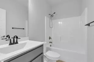 624 Lombard Dr, Boiling Springs, SC 29316 - Photo 25