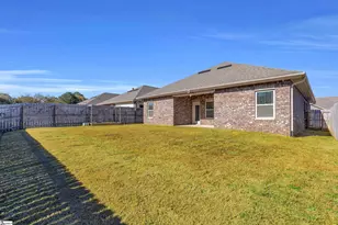 624 Lombard Dr, Boiling Springs, SC 29316 - Photo 31