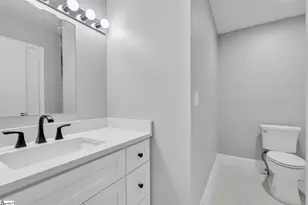 614 Heathwood Dr, Taylors, SC 29687 - Photo 15