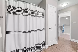 10 E Washington St, Greenville, SC 29601 - Photo 19