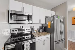 10 E Washington St, Greenville, SC 29601 - Photo 13