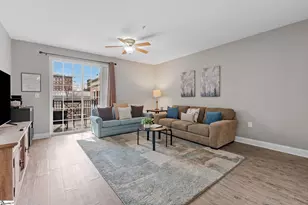 10 E Washington St, Greenville, SC 29601 - Photo 5