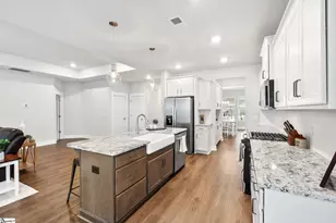 424 Granbury Dr, Duncan, SC 29334 - Photo 5