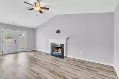 102 W Fall River Way, Simpsonville, SC 29680 - Photo 7