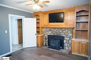 16089 Hwy 101 S Hwy, Gray Court, SC 29645 - Photo 11