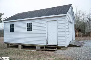 16089 Hwy 101 S Hwy, Gray Court, SC 29645 - Photo 19