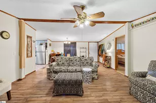 589 Ross Hill Rd, Gaffney, SC 29341 - Photo 3