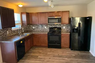 4 Jones Creek Cir, Greer, SC 29650 - Photo 3