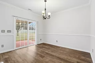 504 Log Shoals Rd, Greenville, SC 29607 - Photo 9