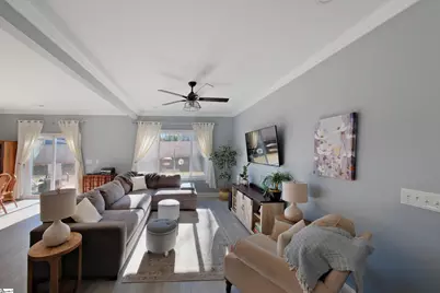 206 E Tucker Street, Landrum, SC 29356 - Photo 5