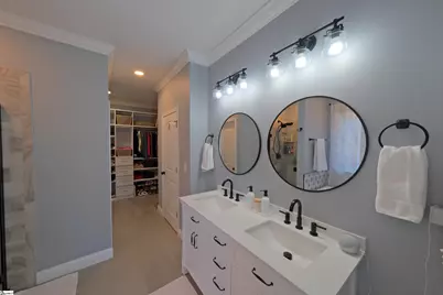 206 E Tucker Street, Landrum, SC 29356 - Photo 11