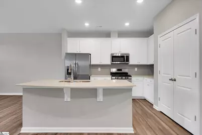 318 E Compass Way, Easley, SC 29640 - Photo 3