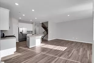 305 E Compass Wy, Easley, SC 29640 - Photo 9