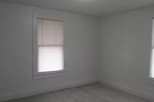 102 High St, Laurens, SC 29360 - Photo 3