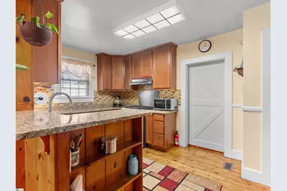 2358 W Croft Circle, Spartanburg, SC 29302 - Photo 9