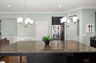 361 Bucklebury Rd, Greer, SC 29651 - Photo 9