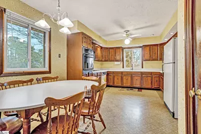 455 Mockingbird Lane, Spartanburg, SC 29307 - Photo 11