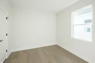 10 Pine Dr, Taylors, SC 29687 - Photo 17