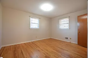 106 Lawnview Ct, Greenville, SC 29617 - Photo 17