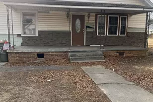 98 Palmetto St, Clinton, SC 29325 - Photo 1