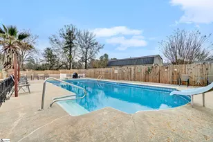 1605 E Durst Ave, Greenwood, SC 29649 - Photo 25