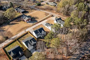 319 Hunts Bridge Rd, Greenville, SC 29617 - Photo 35