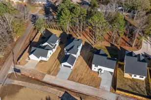 323 Hunts Bridge Rd, Greenville, SC 29617 - Photo 31