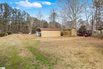 694 Holloway Cove Road, Chappells, SC 29037 - Photo 23