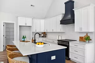 198 Valley Rd, Travelers Rest, SC 29690 - Photo 9