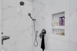 109 E Hypericum Ln, Greenville, SC 29615 - Photo 35