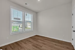 2032 Halton Oaks Dr, Spartanburg, SC 29303 - Photo 7