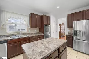 200 Stonebury Dr, Simpsonville, SC 29680 - Photo 17