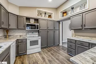 102 Blossom Ct, Westminster, SC 29693 - Photo 7