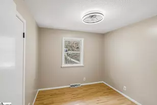 102 Blossom Ct, Westminster, SC 29693 - Photo 11