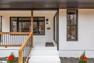 102 Blossom Ct, Westminster, SC 29693 - Photo 3