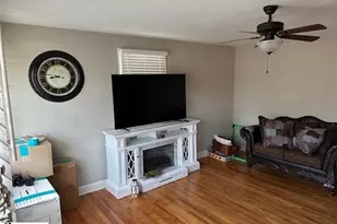 13 Lawnview Ct, Greenville, SC 29617 - Photo 9