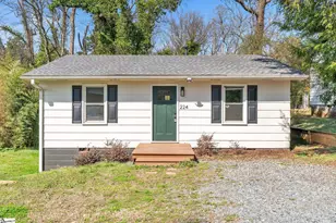 224 S Hampton Dr, Spartanburg, SC 29306 - Photo 1