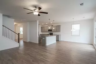 33 Thorne St, Fountain Inn, SC 29644 - Photo 3