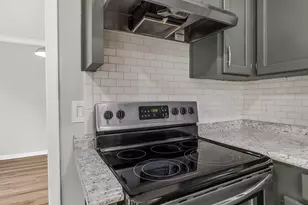 903 Wentworth Dr, Spartanburg, SC 29301 - Photo 15