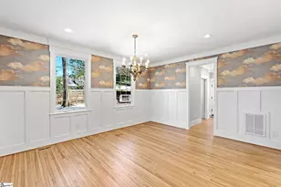 516 Cleveland St, Greenville, SC 29601 - Photo 11