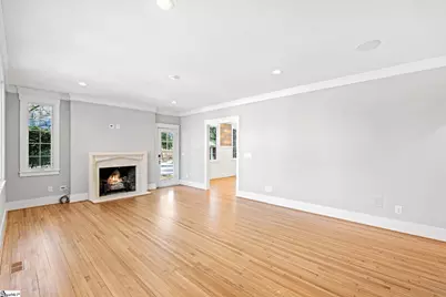 516 Cleveland Street, Greenville, SC 29601 - Photo 5