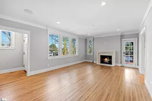 516 Cleveland St, Greenville, SC 29601 - Photo 7