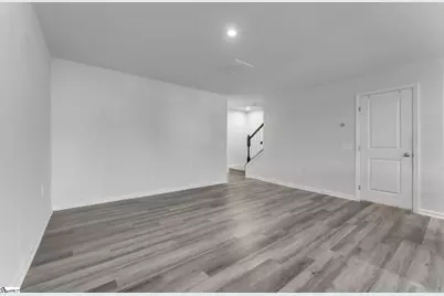 102 Englefield Drive, Fountain Inn, SC 29644 - Photo 9