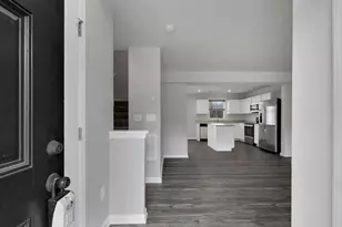 145 Fernside Ct, Greenville, SC 29617 - Photo 3